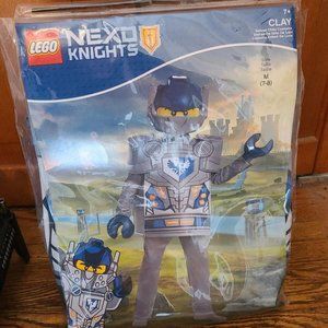 NIP - LEGO NEXO KNIGHTS - CLAY Deluxe Costume Children's Sz Medium 7/8 Halloween